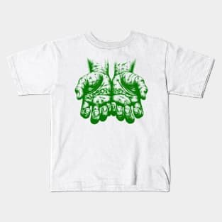 Hand Jason Kelce, Each finger tells a story of sacrifice and resilience Kids T-Shirt